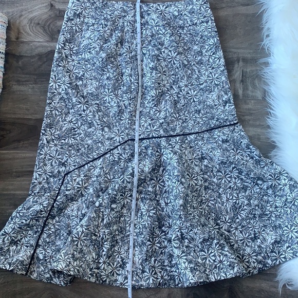 Maeve flora skirt by Anthropologie - Picture 10 of 12